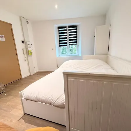 C Coispine En Rdc Face A La Meuse *