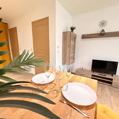 C Coispine En Rdc Face A La Meuse *