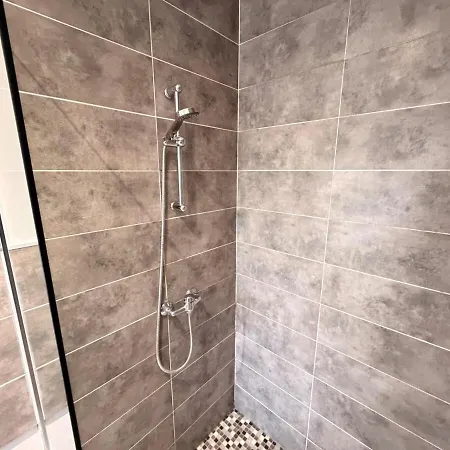 C Coispine En Rdc Face A La Meuse Apartment *