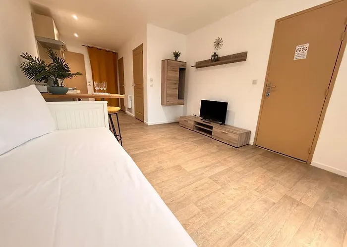 Appartamento C Coispine En Rdc Face à La Meuse *